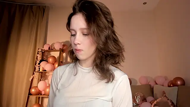 LachelleFrommer online show from 15, 2, 2026