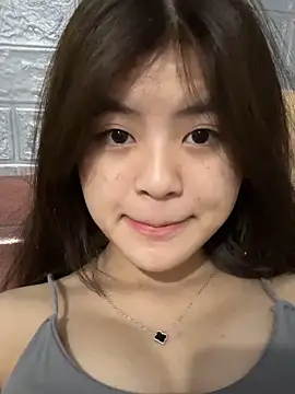 Snapshot of Cheerful-girl chatting on 30, 11, 2025 Cheerful-girl online show from 30, 11, 2025