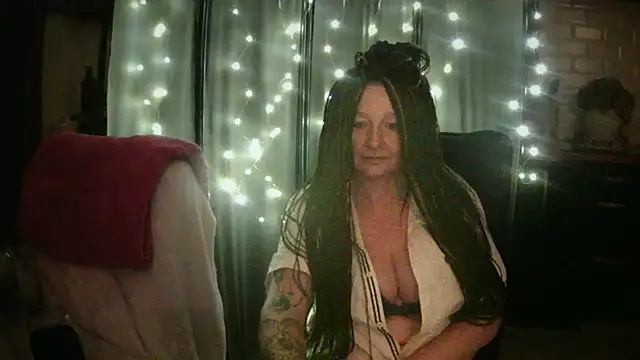 pixxiexo online show from 12, 1, 2026