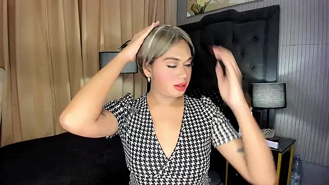 asianhugecockjulia online show from 16, 3, 2026