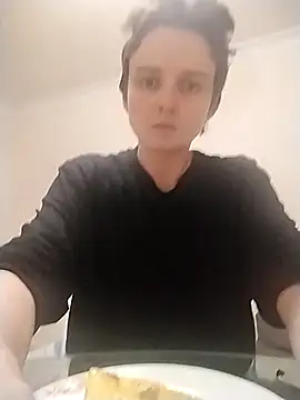 Amy01112 online show from 14, 4, 2026