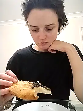 Amy01112 online show from 19, 4, 2026