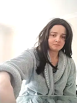 Amy01112 online show from 16, 4, 2026