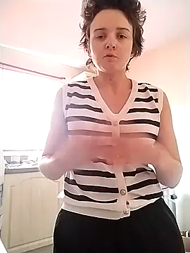 Snapshot of Amy01112 chatting on 12, 5, 2026 Amy01112 online show from 12, 5, 2026