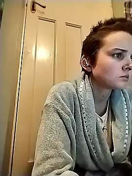 Amy01112 online show from 4, 2, 2026