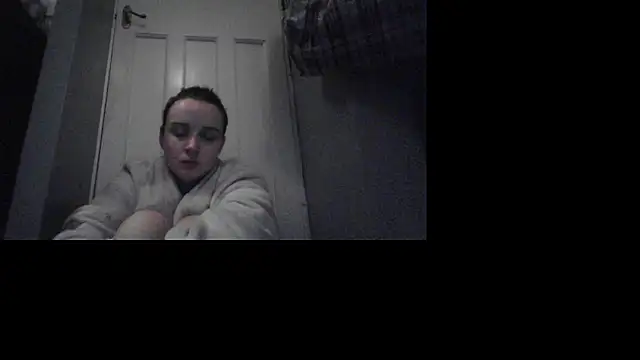 Amy01112 online show from 18, 12, 2025