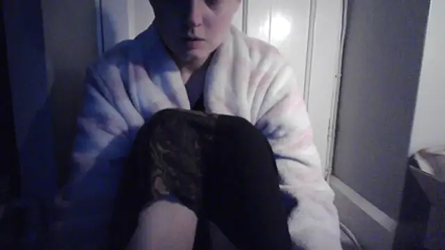 Amy01112 online show from 17, 12, 2025