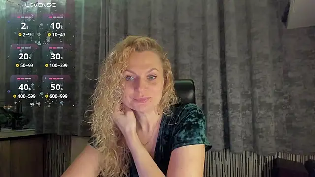 LanaLight x online show from 1, 4, 2026