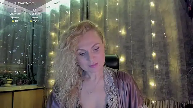 LanaLight x online show from 9, 1, 2026