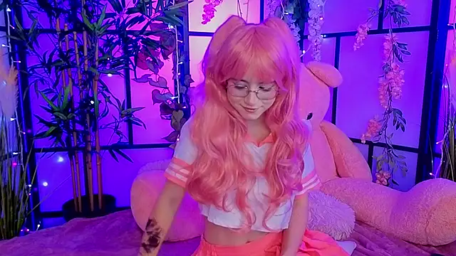 ReynaRey online show from 2, 12, 2025