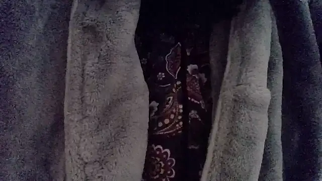 gatitachula93 online show from 5, 12, 2025