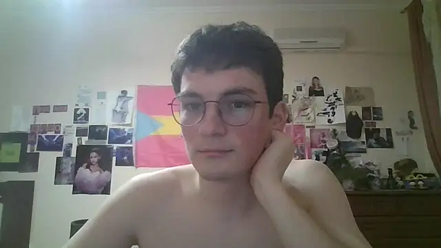 leo cutie online show from 12, 3, 2026