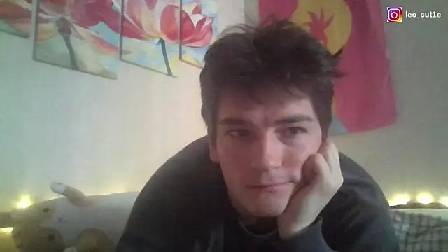 leo cutie online show from 11, 4, 2026