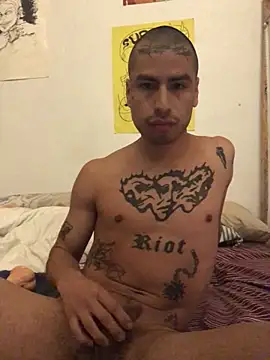 Snapshot of Natt76 chatting on 1, 12, 2025 Natt76 online show from 1, 12, 2025