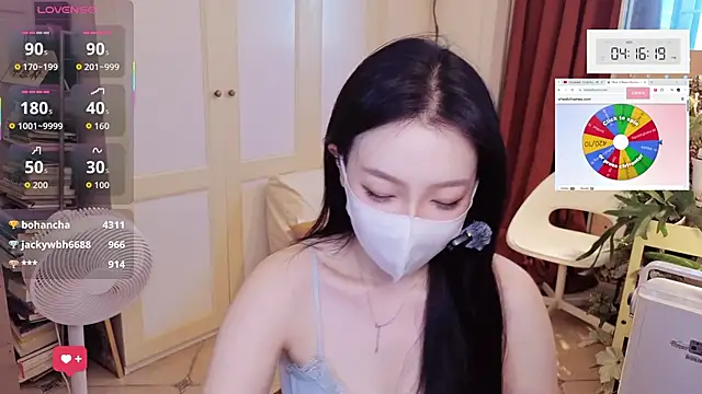 nayomi 34f online show from 29, 4, 2026