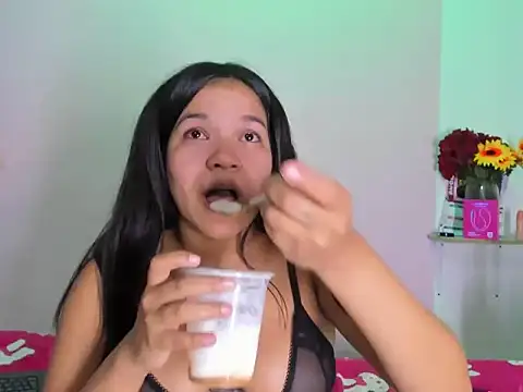 18teenssexy online show from 2, 3, 2026