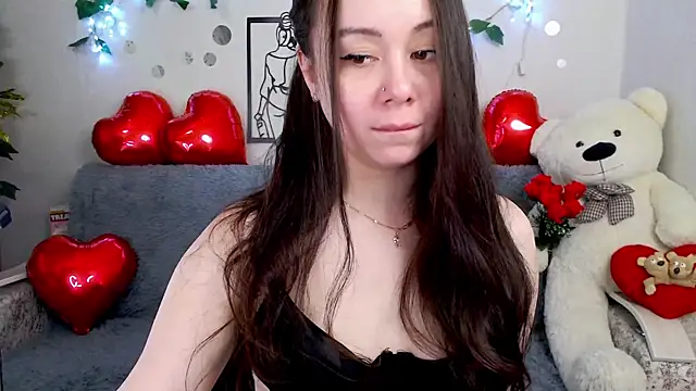 AlinaEleven online show from 5, 4, 2026