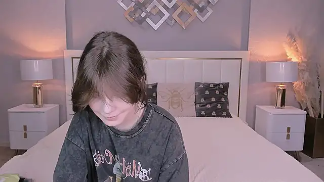 YONA WINK online show from 14, 3, 2026