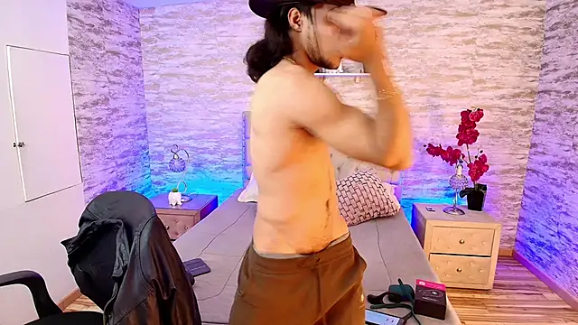 PatrickS25 online show from 4, 12, 2025