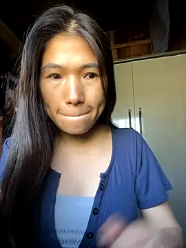 AmmyZii online show from 2, 12, 2025