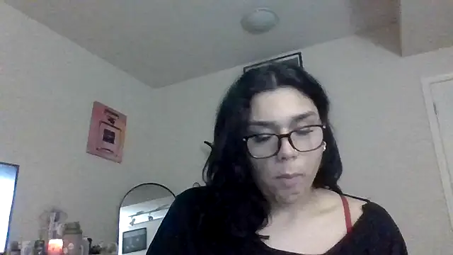 Snapshot of lunabellaX0 chatting on 5, 12, 2025 lunabellaX0 online show from 5, 12, 2025