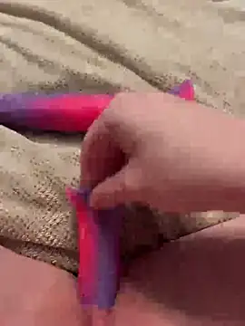 kenziebby0202 online show from 6, 1, 2026