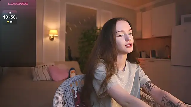 Snapshot of lunaice__ chatting on 2, 12, 2025 lunaice online show from 2, 12, 2025