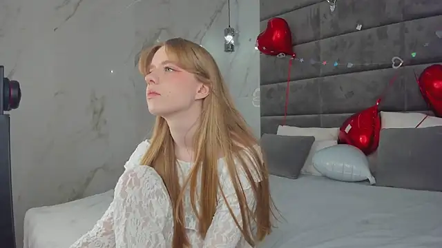 Victori Fox online show from 6, 3, 2026