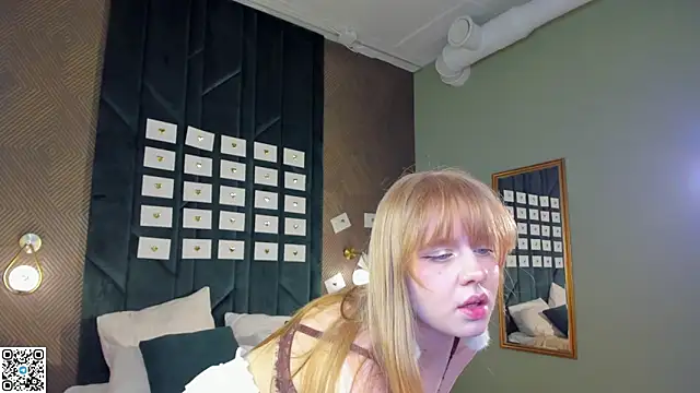 Victori Fox online show from 28, 5, 2026