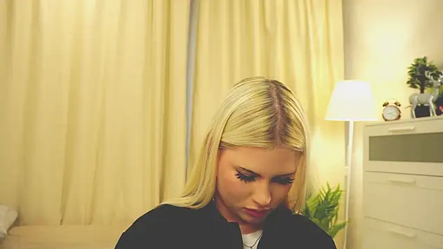 TylerWoody online show from 2, 12, 2025