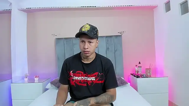 kaylaa sex online show from 17, 1, 2026