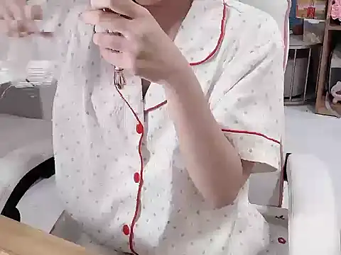Snapshot of Yuyu-baobei chatting on 1, 5, 2026 Yuyu-baobei online show from 1, 5, 2026