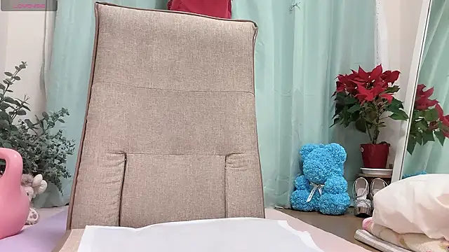 RURU-CHANN668 online show from 10, 1, 2026