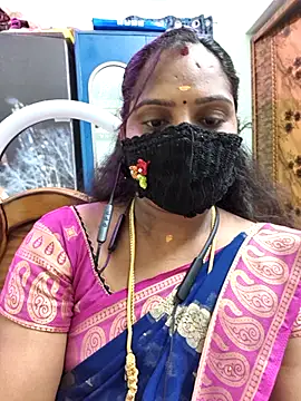 Snapshot of Tamil_Pallavi chatting on 17, 5, 2026 Tamil Pallavi online show from 17, 5, 2026