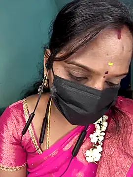 Snapshot of Tamil_Pallavi chatting on 7, 5, 2026 Tamil Pallavi online show from 7, 5, 2026