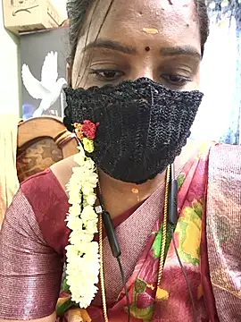Snapshot of Tamil_Pallavi chatting on 12, 6, 2026 Tamil Pallavi online show from 12, 6, 2026
