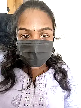 Snapshot of Tamil_Shara chatting on 4, 12, 2025 Tamil Shara online show from 4, 12, 2025