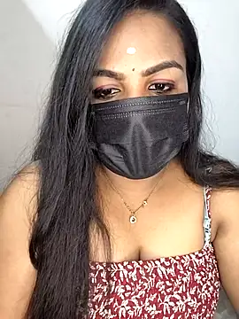 Snapshot of Tamil_Shara chatting on 4, 4, 2026 Tamil Shara online show from 4, 4, 2026