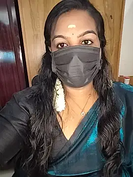 Snapshot of Tamil_Shara chatting on 13, 5, 2026 Tamil Shara online show from 13, 5, 2026