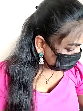 Snapshot of Tamil_Shara chatting on 11, 4, 2026 Tamil Shara online show from 11, 4, 2026
