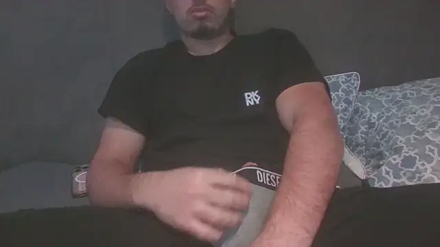 userre08 online show from 1, 12, 2025