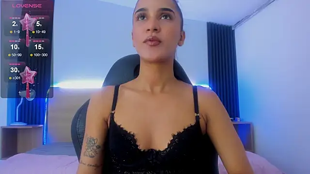 Samantha luv  online show from 11, 2, 2026