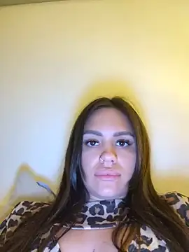 SiennaLuxexx online show from 15, 6, 2026