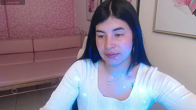 Nina harpper  online show from 14, 12, 2025