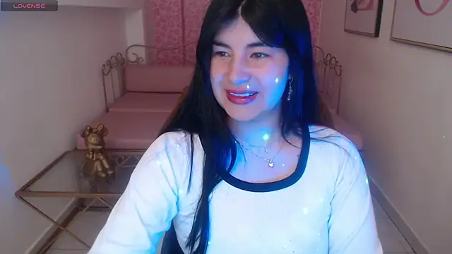 Nina harpper  online show from 19, 12, 2025