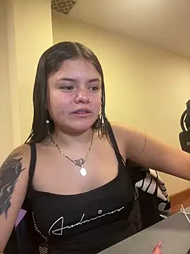 Camila Duarte2 online show from 23, 4, 2026