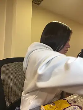 Camila Duarte2 online show from 20, 4, 2026