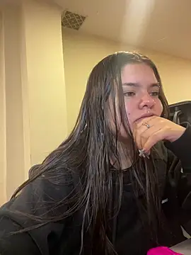 Camila Duarte2 online show from 27, 4, 2026