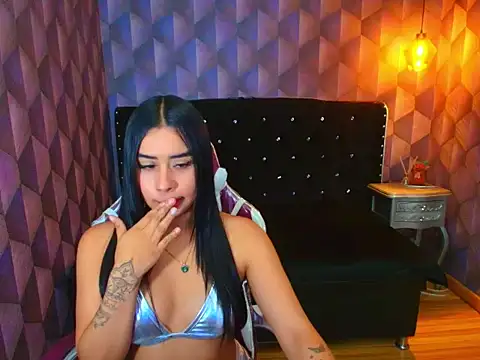 ScarlettDreew online show from 5, 12, 2025