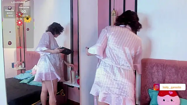 MissSavage  online show from 19, 4, 2026